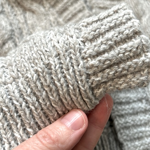 2T cat&Jack sparkly cable knit open cardigan sweater - Picture 4 of 7